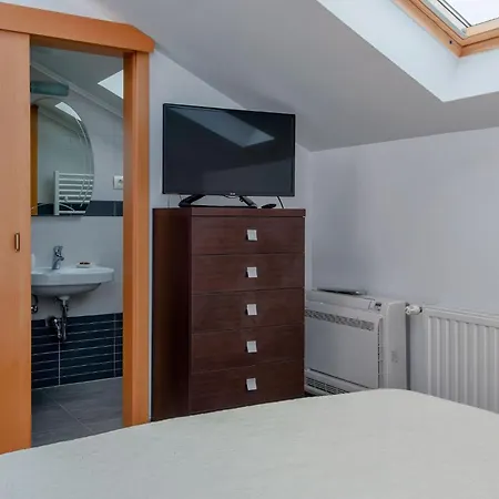 Magnificent Hvar 7 Bedrooms Lambik Beautiful Sea Views Private Heated Swimming Pool * Milna (Hvar)